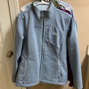 The North gave women’s jacket